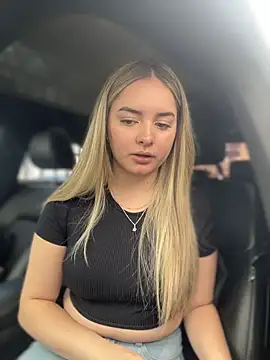 imlindapink online show from 02-02-26, 03:55