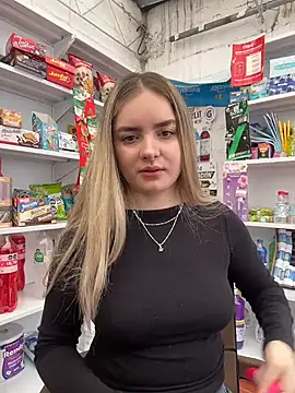 imlindapink online show from 03-24-26, 02:39