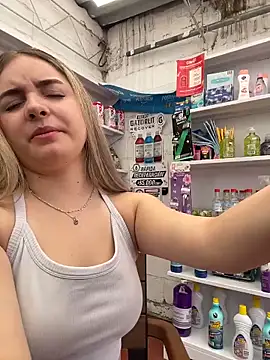 imlindapink online show from 03-31-26, 03:58