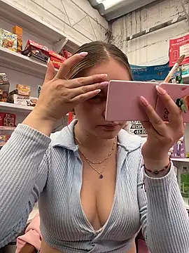 imlindapink online show from 04-01-26, 05:54