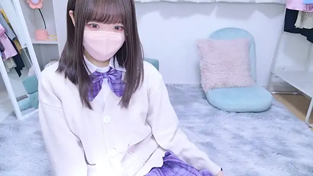 Snapshot of 328_mitsuha chatting on 03-12-25, 07:35 328 mitsuha online show from 03-12-25, 07:35