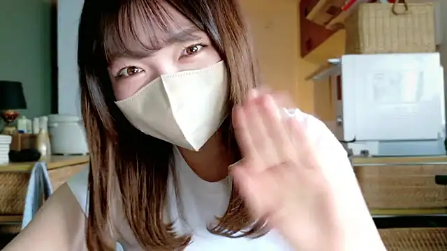 Snapshot of _Yui_ chatting on 09-27-25, 06:19  Yui  online show from 09-27-25, 06:19