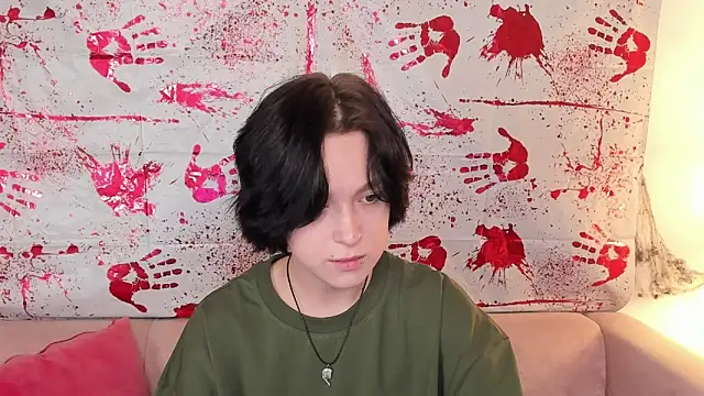 fiamoory online show from 10-31-25, 08:44