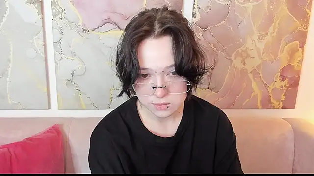 fiamoory online show from 03-25-26, 01:28