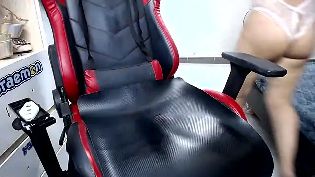 Hotqueensex online show from 07-21-26, 01:30