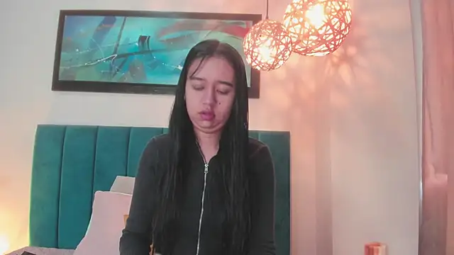 LaraGoldd online show from 11-15-25, 12:31