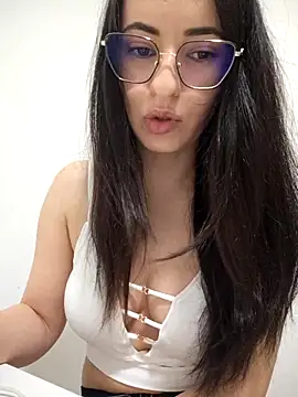 Snapshot of saidaskye chatting on 03-29-26, 04:19 saidaskye online show from 03-29-26, 04:19