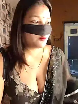 Radhikadavi879 online show from 10-29-25, 03:33