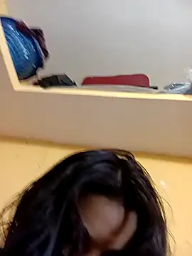 Snapshot of Radhikadavi879 chatting on 02-11-25, 08:31 Radhikadavi879 online show from 02-11-25, 08:31