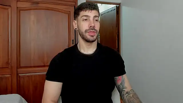 Guyinthemountain online show from 06-18-26, 03:50