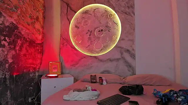 Snapshot of JulietaKane chatting on 02-07-26, 05:04 JulietaKane online show from 02-07-26, 05:04