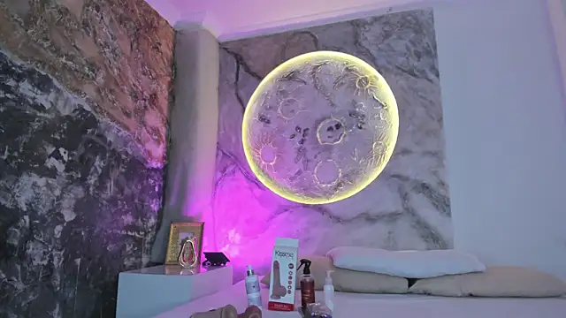 JulietaKane online show from 01-08-26, 05:46