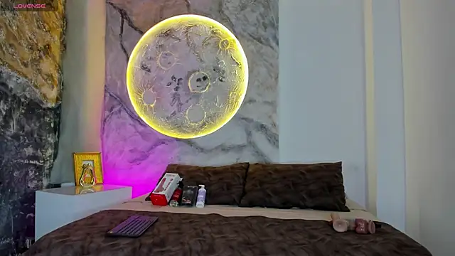 JulietaKane online show from 01-11-26, 04:08