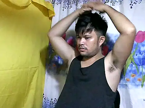Snapshot of HairyHottestpinoyHandsome chatting on 05-22-26, 02:48 HairyHottestpinoyHandsome online show from 05-22-26, 02:48