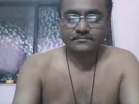 Snapshot of LOVEGURU_D chatting on 01-16-25, 06:16 LOVEGURU D online show from 01-16-25, 06:16