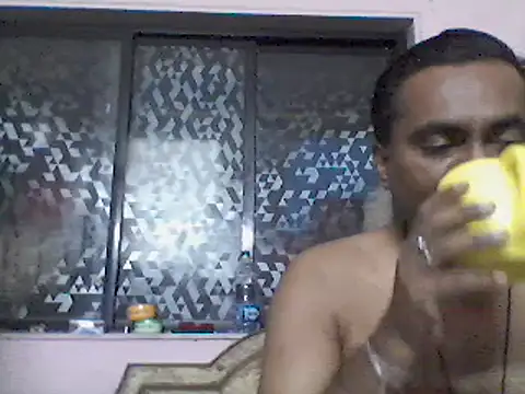 Snapshot of LOVEGURU_D chatting on 01-20-25, 07:14 LOVEGURU D online show from 01-20-25, 07:14