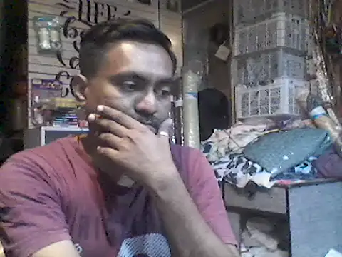 Snapshot of LOVEGURU_D chatting on 03-09-25, 10:08 LOVEGURU D online show from 03-09-25, 10:08