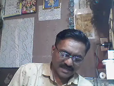Snapshot of LOVEGURU_D chatting on 12-31-24, 04:57 LOVEGURU D online show from 12-31-24, 04:57