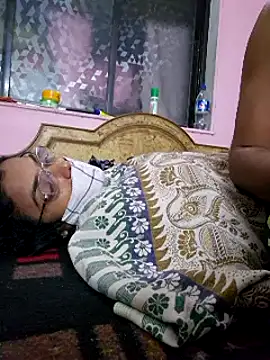 Snapshot of LOVEGURU_D chatting on 01-18-25, 09:24 LOVEGURU D online show from 01-18-25, 09:24