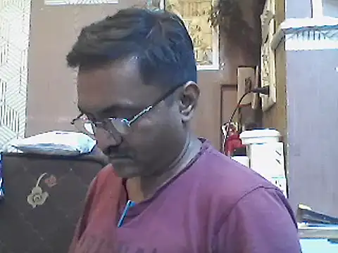 Snapshot of LOVEGURU_D chatting on 01-07-25, 05:20 LOVEGURU D online show from 01-07-25, 05:20