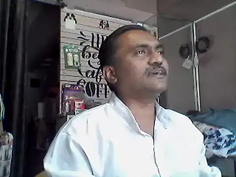 Snapshot of LOVEGURU_D chatting on 02-26-25, 08:28 LOVEGURU D online show from 02-26-25, 08:28