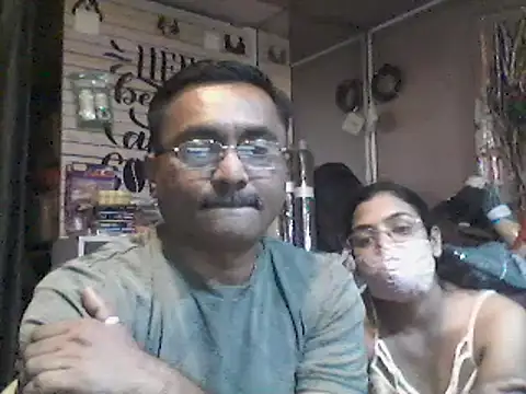 Snapshot of LOVEGURU_D chatting on 03-05-25, 11:38 LOVEGURU D online show from 03-05-25, 11:38