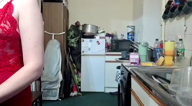 Snapshot of LexiSnowUK chatting on 03-03-25, 05:31 LexiSnowUK online show from 03-03-25, 05:31