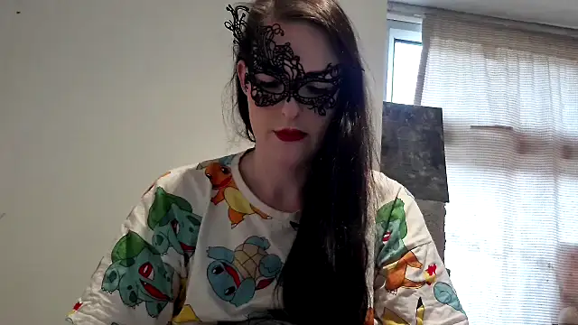 Snapshot of LexiSnowUK chatting on 02-17-25, 10:07 LexiSnowUK online show from 02-17-25, 10:07