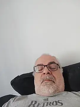 Satiro Sevilla online show from 12-17-25, 09:14