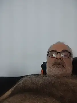 Satiro Sevilla online show from 10-26-25, 11:27