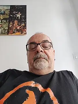 Satiro Sevilla online show from 10-07-25, 02:07