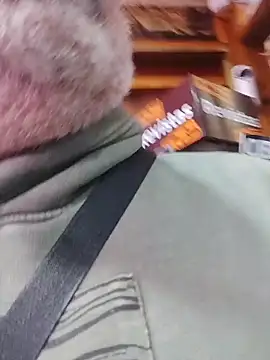 Satiro Sevilla online show from 11-18-25, 06:33