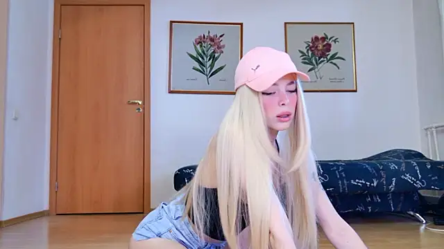 hard candyy online show from 02-17-26, 12:35