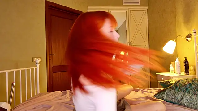 Snapshot of hard_candyy chatting on 05-12-26, 08:48 hard candyy online show from 05-12-26, 08:48