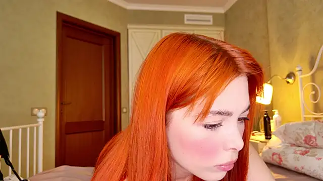 Snapshot of hard_candyy chatting on 05-11-26, 11:44 hard candyy online show from 05-11-26, 11:44