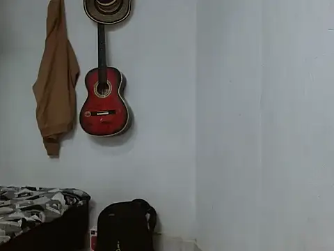 Snapshot of latino_hotxxx chatting on 03-16-25, 04:34 latino hotxxx online show from 03-16-25, 04:34