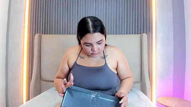 Snapshot of KatyaPittman chatting on 02-17-26, 09:34 KatyaPittman online show from 02-17-26, 09:34