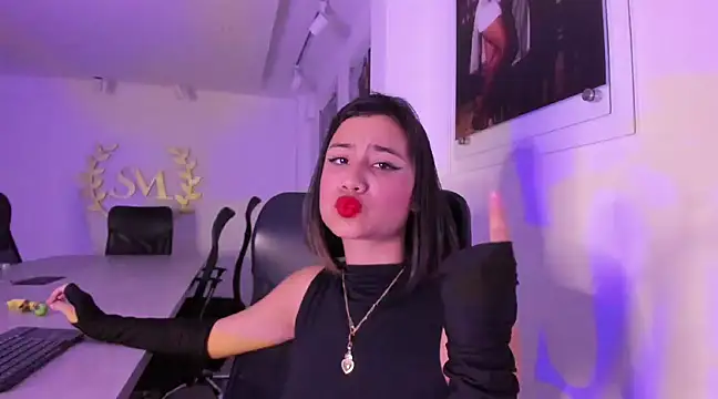 NairobiLee online show from 03-20-25, 02:42