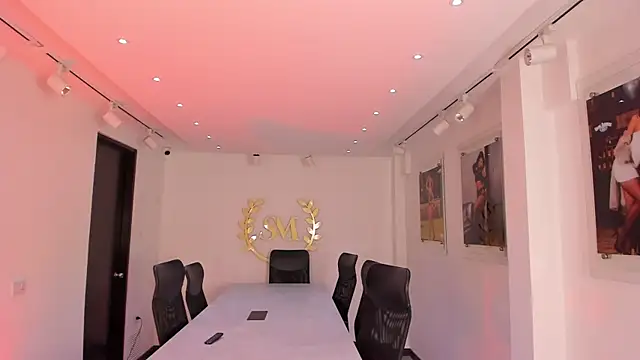 NairobiLee online show from 11-30-25, 11:11