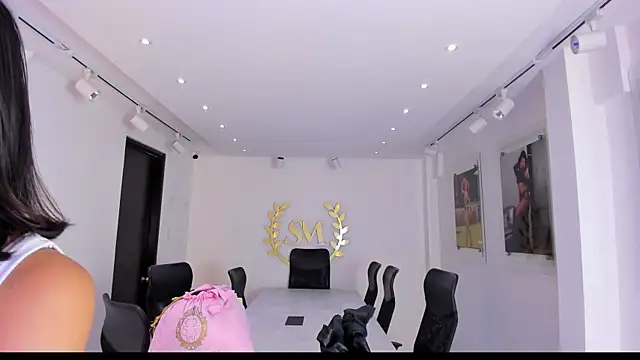 NairobiLee online show from 09-17-25, 11:23