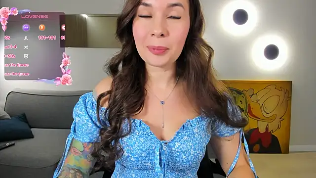 Snapshot of Not_dishwasher chatting on 11-20-25, 01:45 Not dishwasher online show from 11-20-25, 01:45