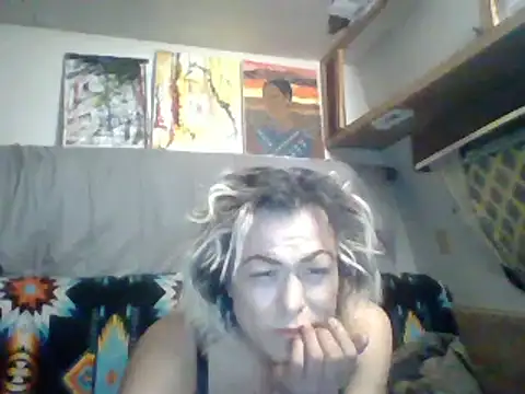 HoneyBdaQueen online show from 01-25-25, 06:12