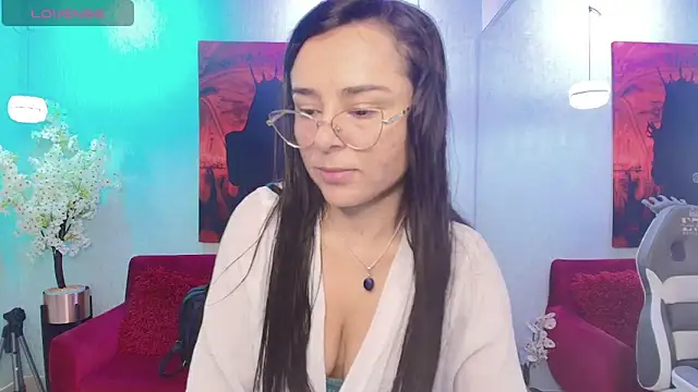 Tiara rr online show from 12-18-25, 07:40