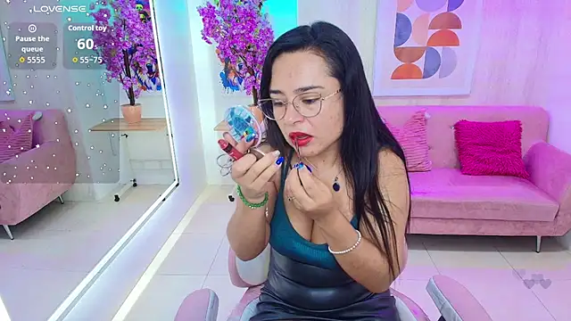 Tiara rr online show from 11-16-25, 12:43