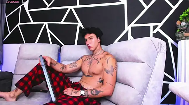 JUSTIN FULLER1 online show from 02-15-25, 10:31