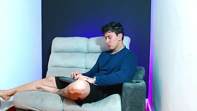 Snapshot of JUSTIN_FULLER1 chatting on 02-03-26, 08:36 JUSTIN FULLER1 online show from 02-03-26, 08:36