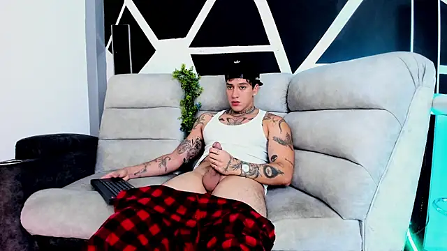 JUSTIN FULLER1 online show from 10-09-25, 09:26