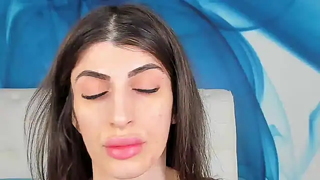 SkinnyDolly online show from 03-27-26, 03:04