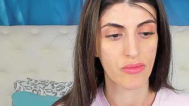 SkinnyDolly online show from 04-17-26, 02:36