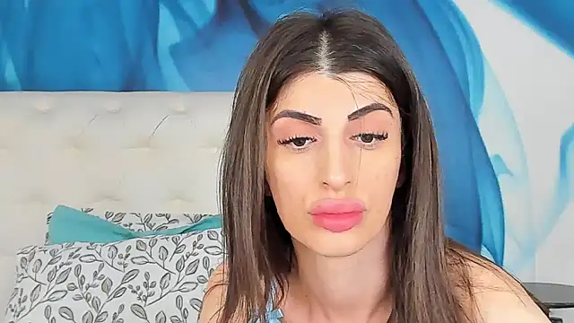 SkinnyDolly online show from 04-04-26, 02:07